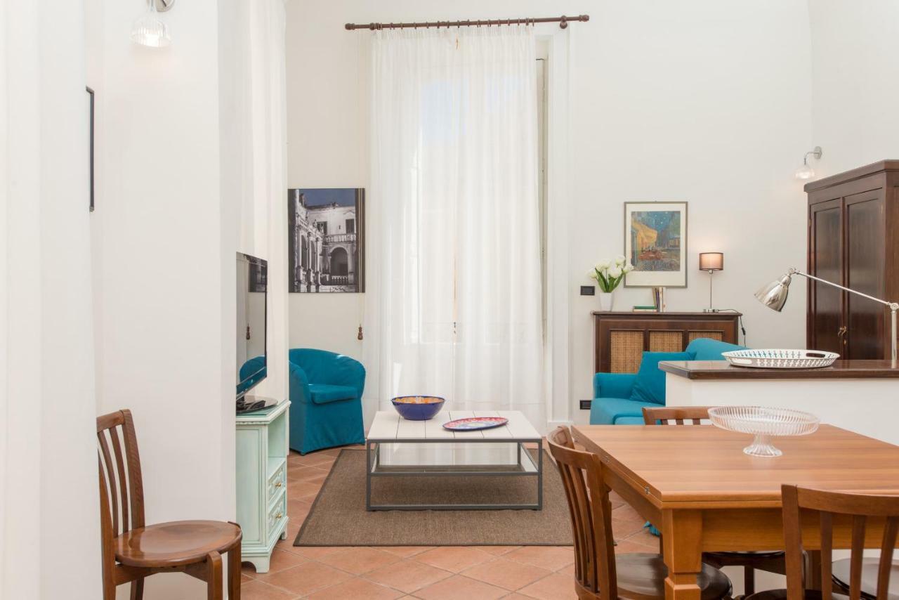 Il Garbino Suite And Apartment Лечче Экстерьер фото