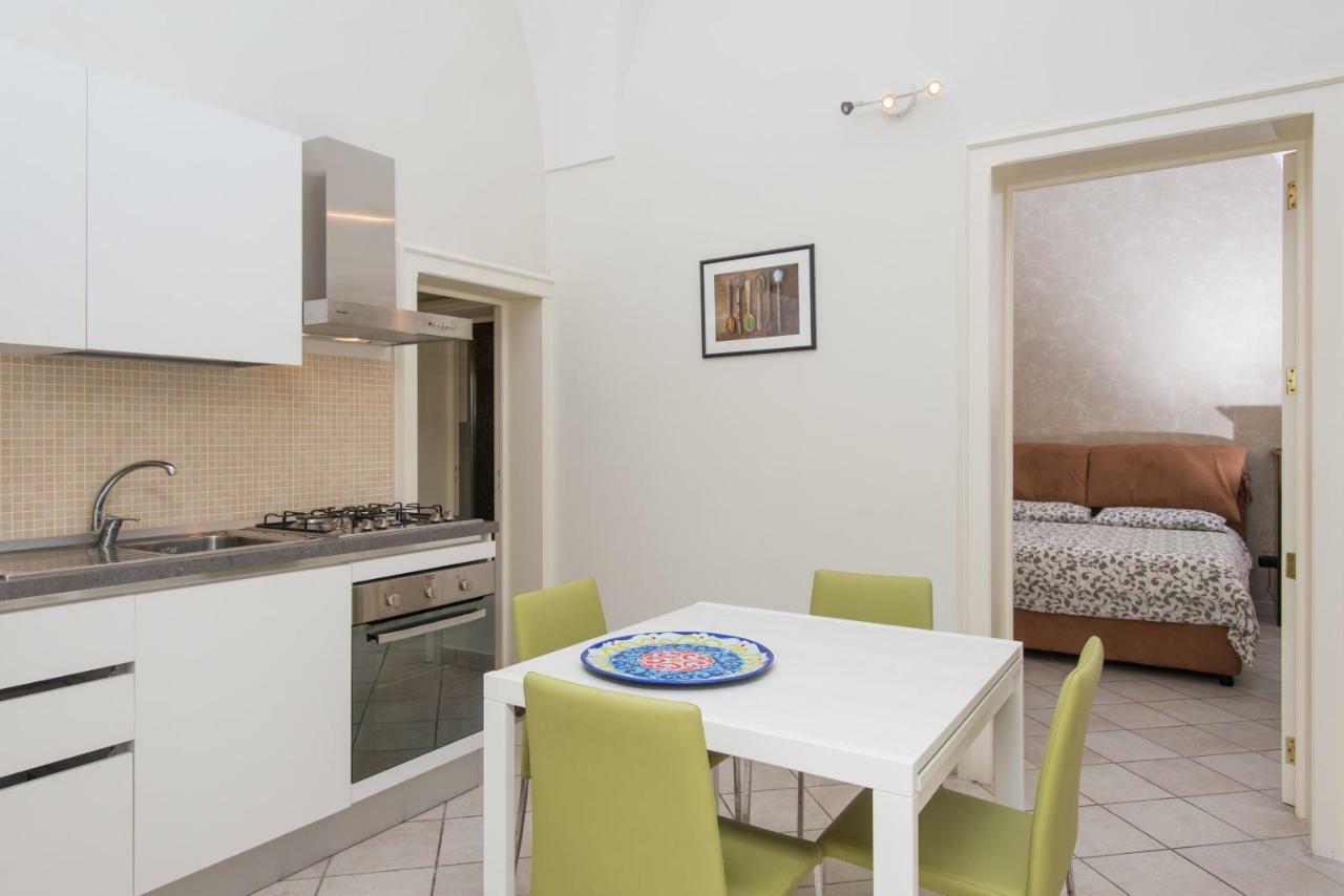 Il Garbino Suite And Apartment Лечче Экстерьер фото