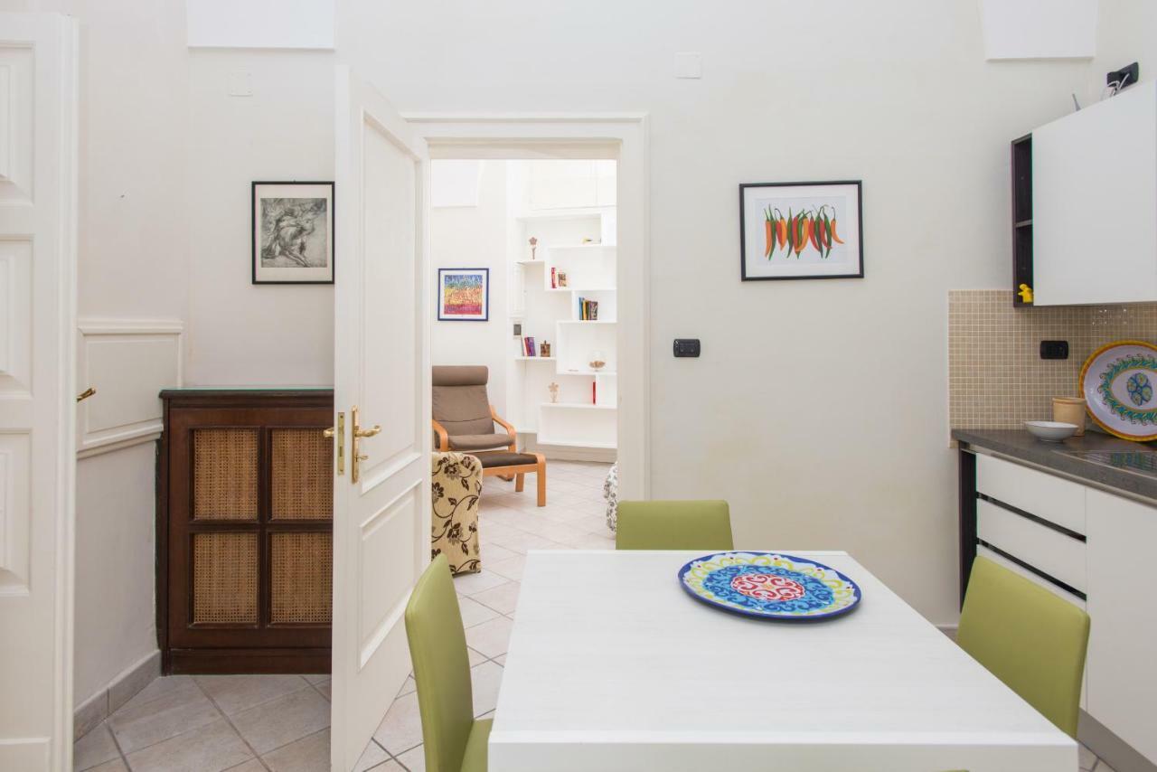 Il Garbino Suite And Apartment Лечче Экстерьер фото